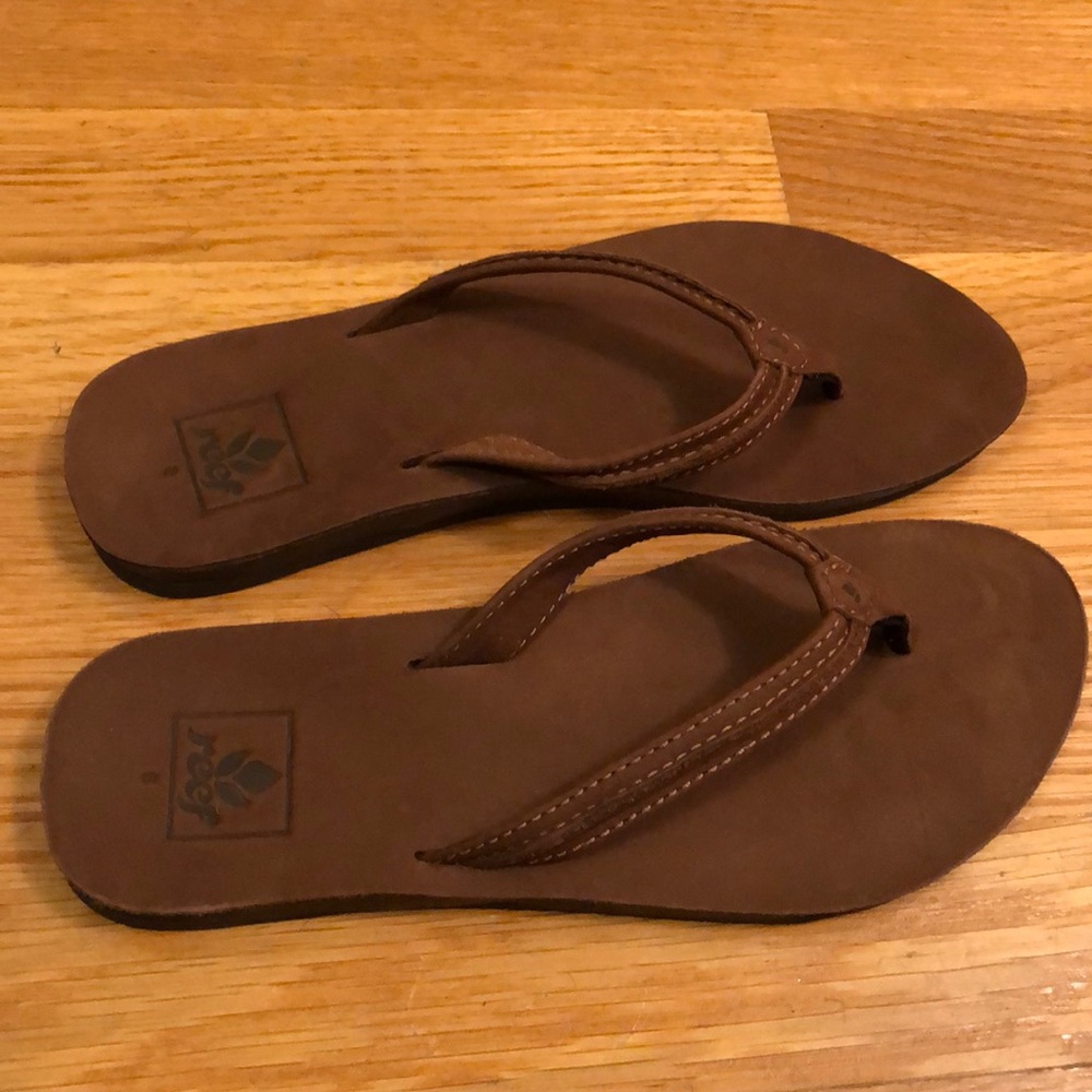 Reef Cushion Bounce Swing Flip Flop